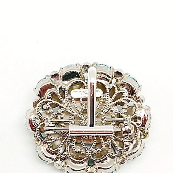 Set of Two Broach Converters, One Silver/One Gold, Transforms Broach To Necklace - Picture 5 of 5